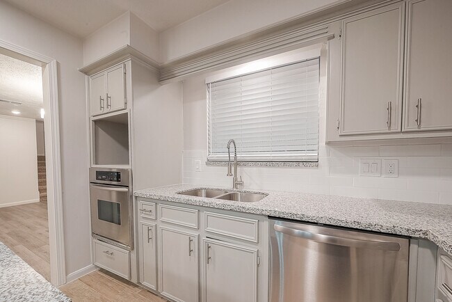 Foto del edificio - 27159 Afton Way