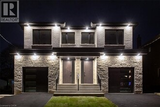 Building Photo - 29 Dana Dr