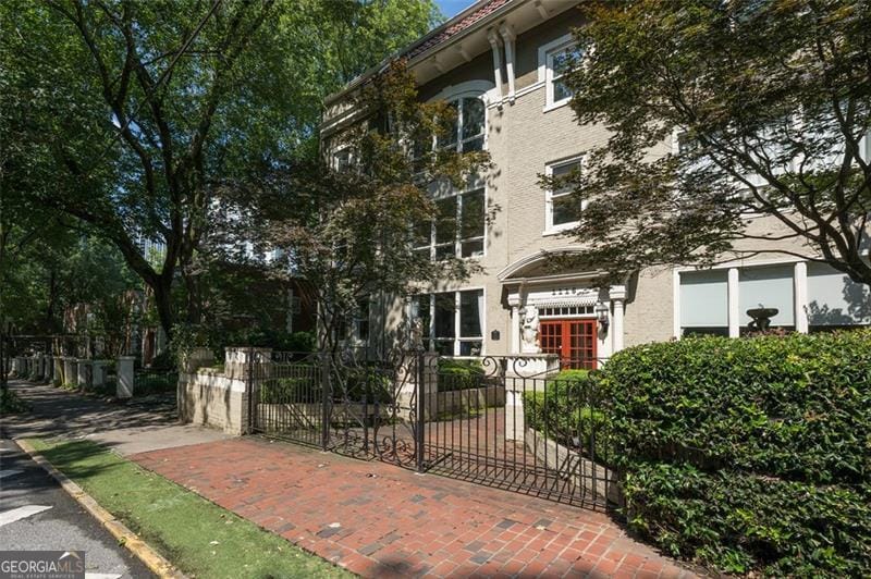 Primary Photo - 1116 Piedmont Ave NE