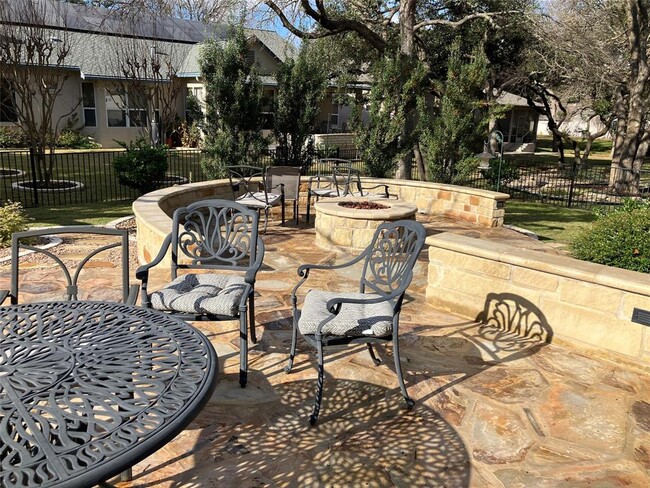 Building Photo - 204 Whippoorwill Cove
