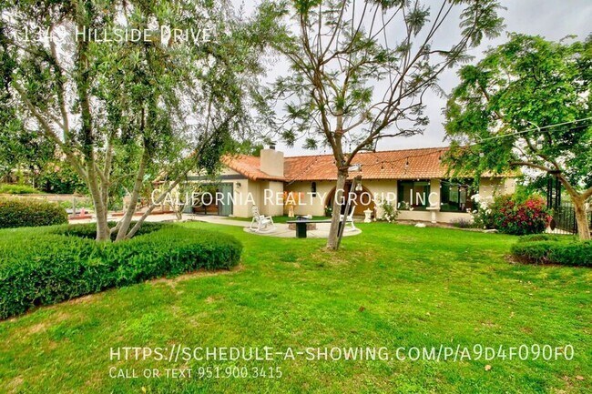 Foto del edificio - 1349 Hillside Dr