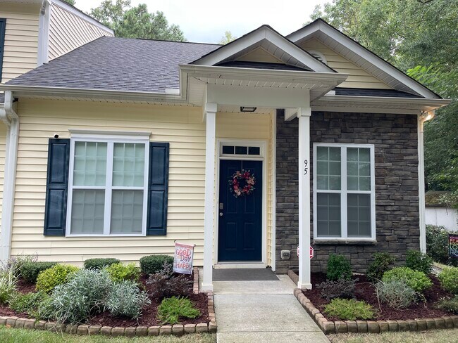 Building Photo - 844 Horton Rd