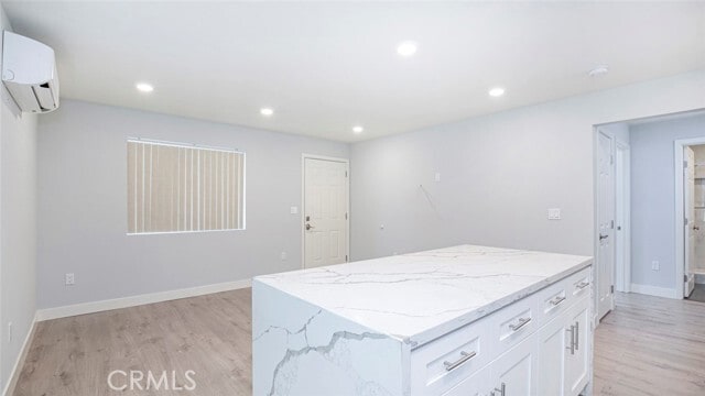 Foto del edificio - 12558 Vanowen St