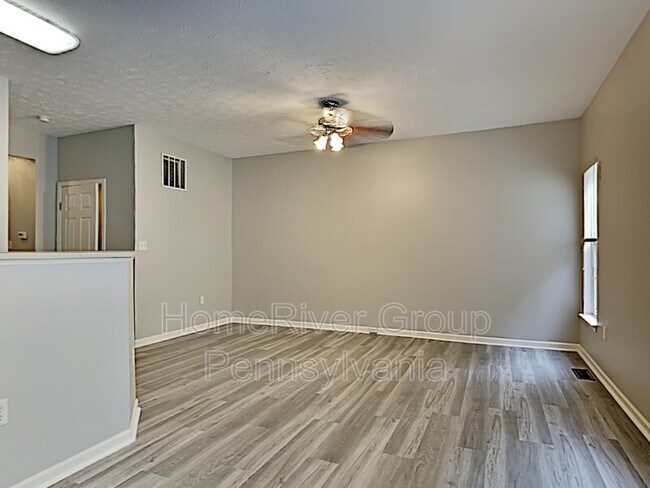 Building Photo - 719 Norwegian Spruce Dr