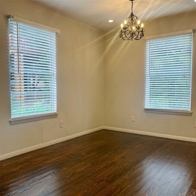 Foto del edificio - 2015 South Blvd