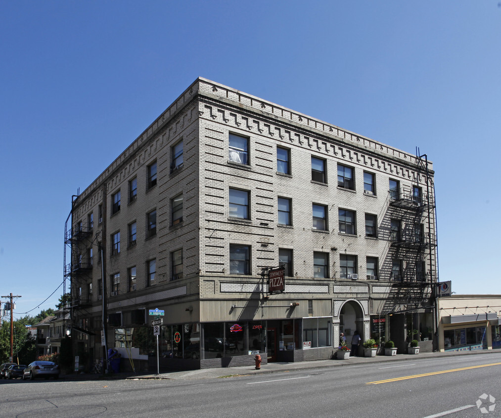 Building Photo - The Abbey Apartments