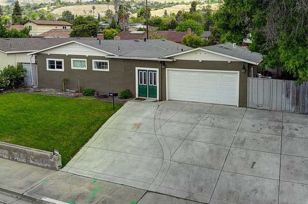 Foto del edificio - 384 Mccovey Ln