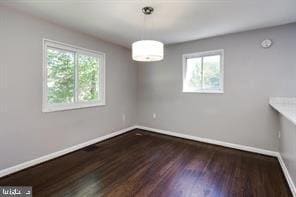 Foto del edificio - 9211 E Parkhill Dr