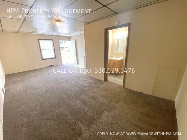 Foto del edificio - 1214 Woodward Pl NW