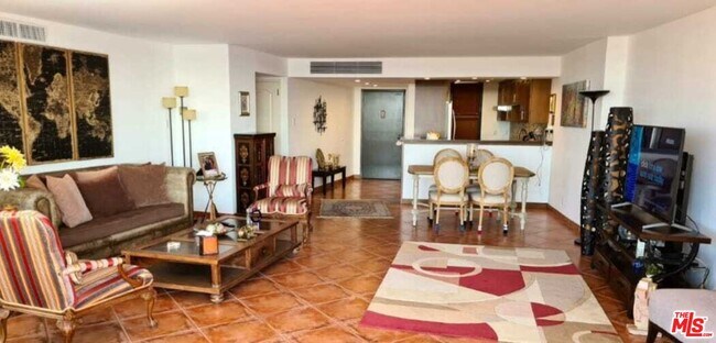 Building Photo - 4335 Marina City Dr