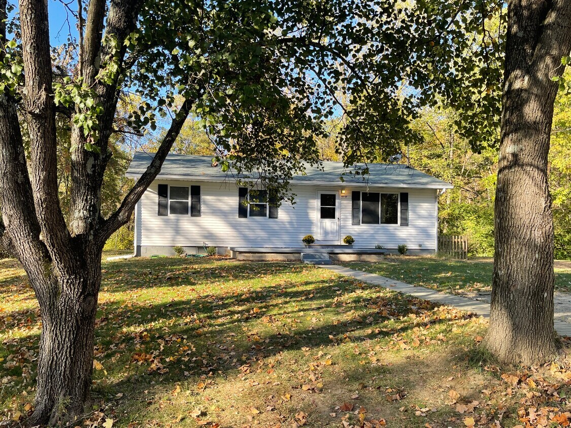 9737 Homestead Dr, Franklin, OH 45005 House Rental in Franklin, OH