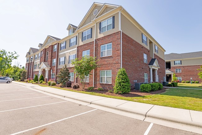Building Photo - The Heritage at Arlington Apartment Homes