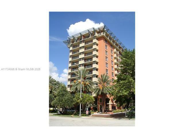 Building Photo - 2951 S Bayshore Dr