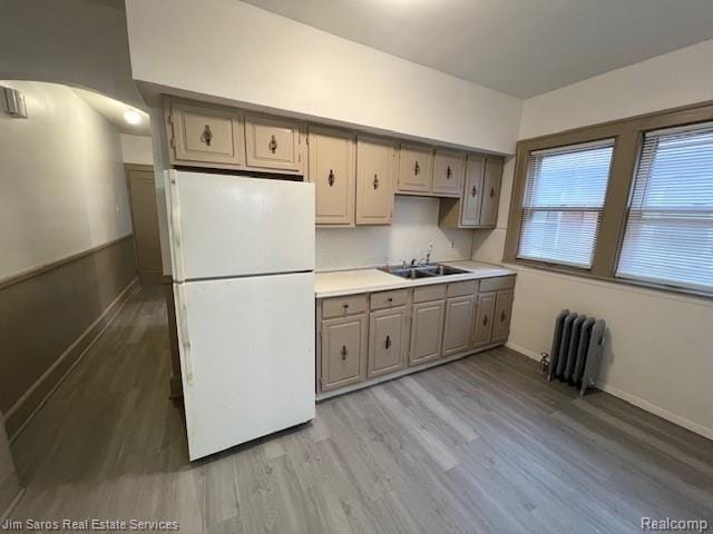 Foto del edificio - 825 Beaconsfield Ave