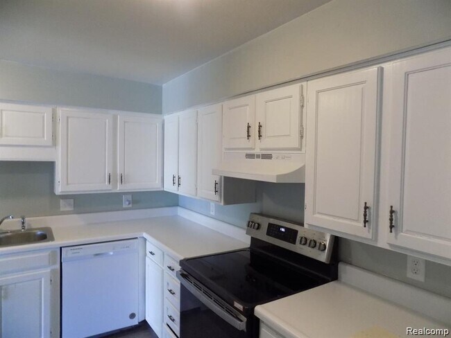 Foto del edificio - 515 Oakbrook Cir