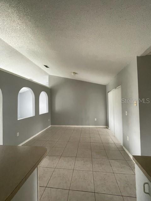 Building Photo - 819 Ognon Ct