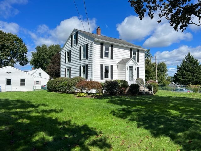 Primary Photo - 92 Highland Ave
