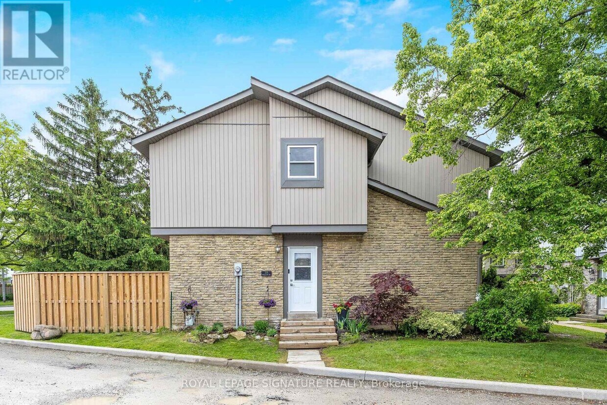 Primary Photo - 278-278 Wilson Dr