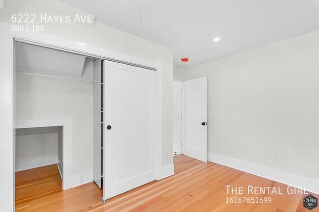 Foto del edificio - 6222 Hayes Ave