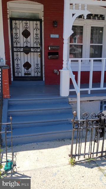 Building Photo - 1006 N 43rd St