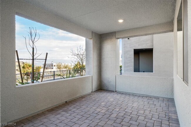 Building Photo - 510 Mahogany Ridge St