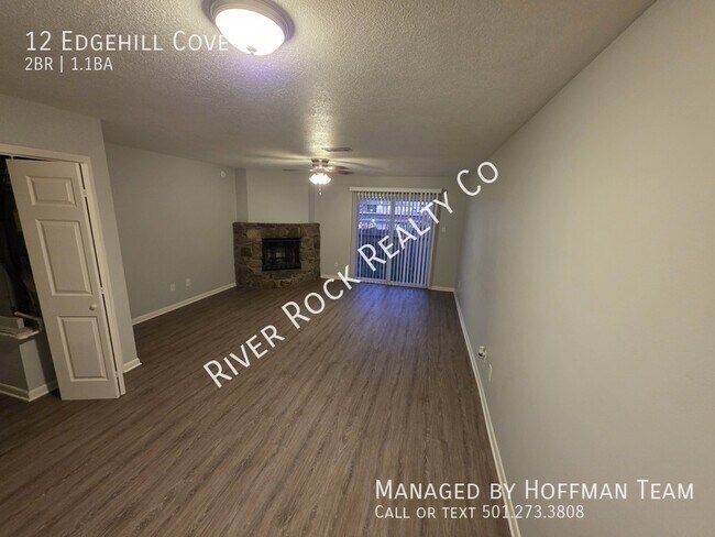 Building Photo - 10 Edgehill Cove