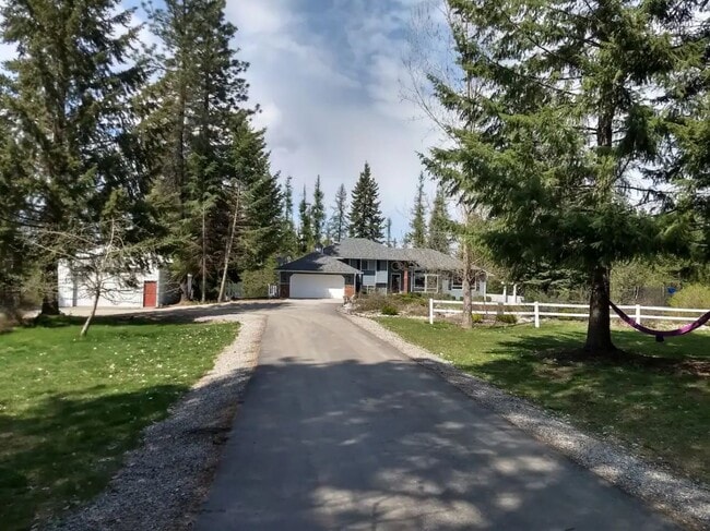 Foto del edificio - 2567 E Garwood Rd