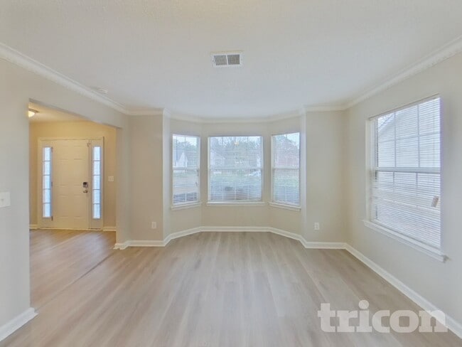 Building Photo - 822 Cascade Crossing