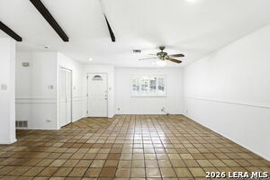 Foto del edificio - 6118 Forest View