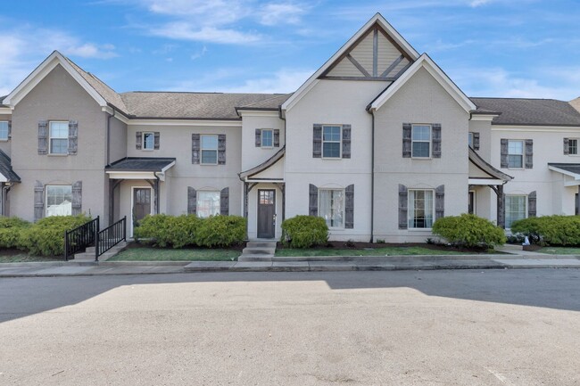 Building Photo - Harpeth Park Townhome in Bellevue
