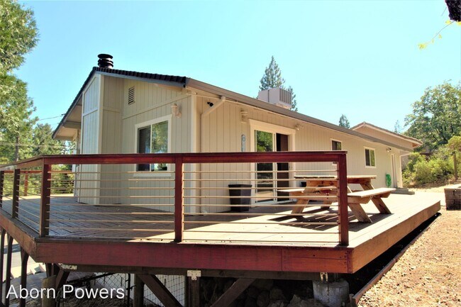 Building Photo - 2 br, 2 bath House - 4130 Pearl Road