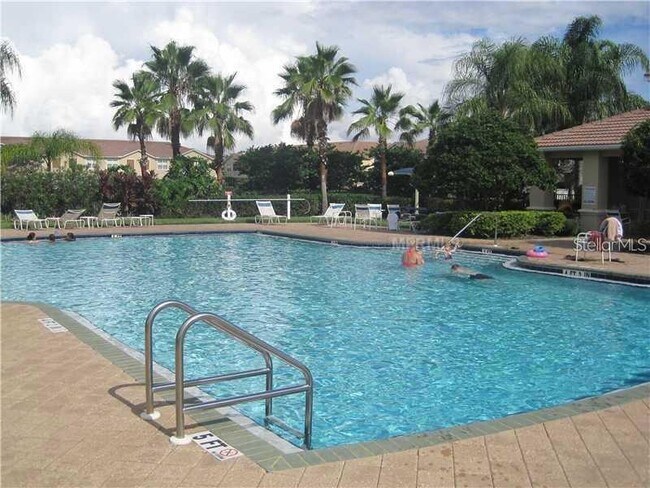 Foto del edificio - 3560 Parkridge Cir