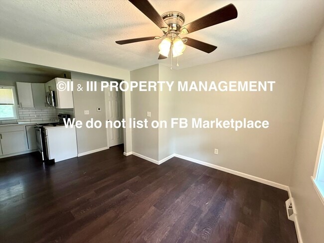 Building Photo - 407 S Mahaffie St