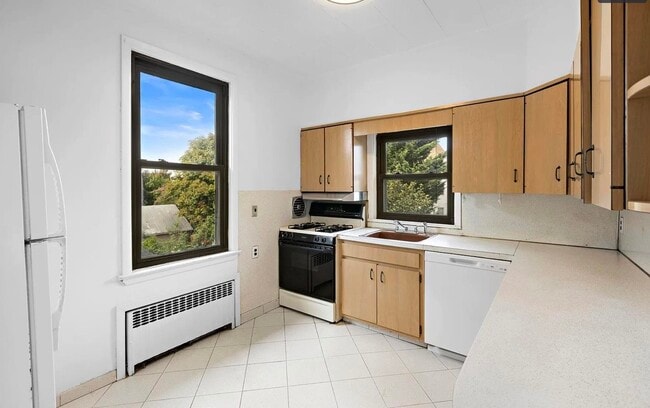 Building Photo - 56 Clifton Terrace