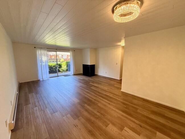 Foto del edificio - 7501 Ruby Dr SW