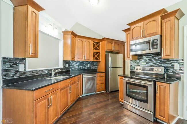 Building Photo - 1816 Amber Ct