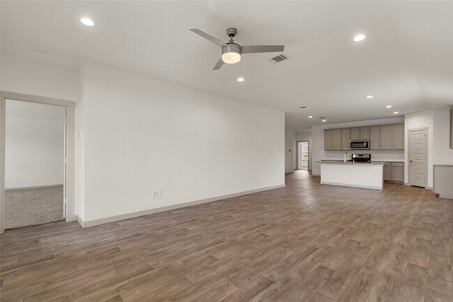 Building Photo - 1203 Truckee River Dr