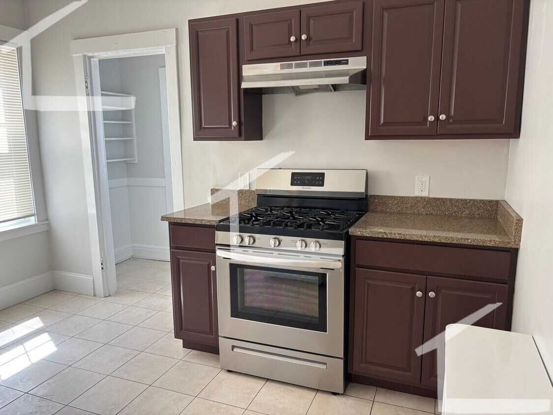 HOT BRIGHTON LISTING!!!! - HOT BRIGHTON LISTING!!!!