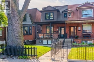 Building Photo - 600-600 St Clarens Ave