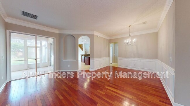 Foto del edificio - 8313 Hedgewood Dr