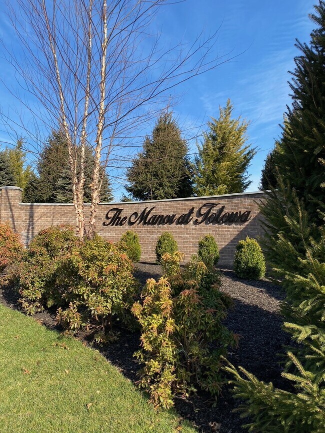 The Manor at Totowa Apartments 100 Shepherds Ln Totowa, NJ