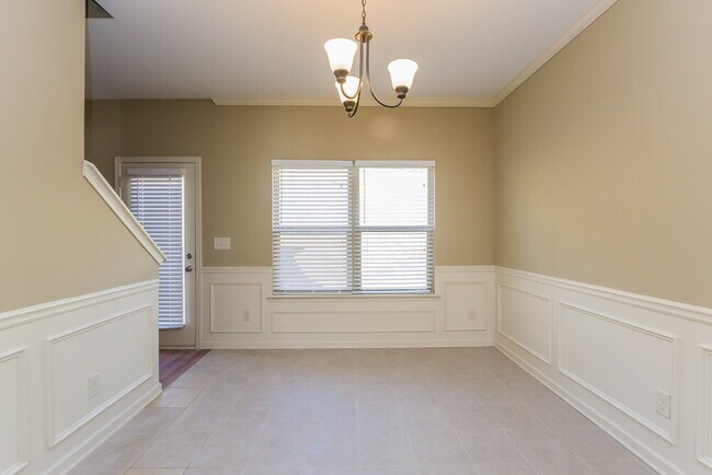 Foto del edificio - 40 Hamil Ct NW