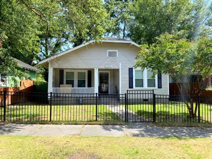 Primary Photo - Charming 2 Bedroom Home Near Downtown Colu...