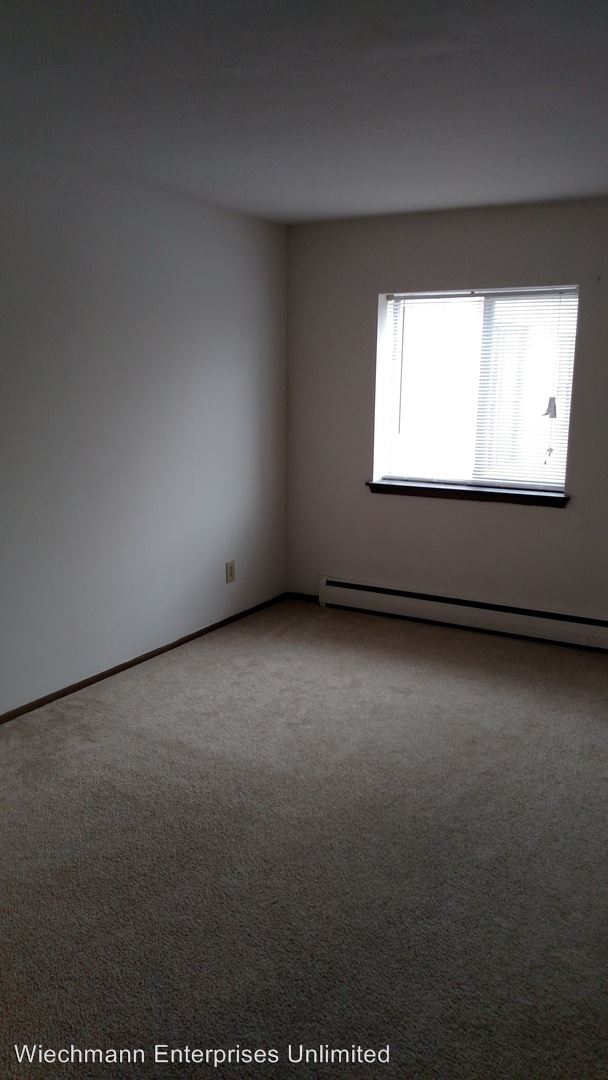 Foto del edificio - 3245 N Oakland Ave