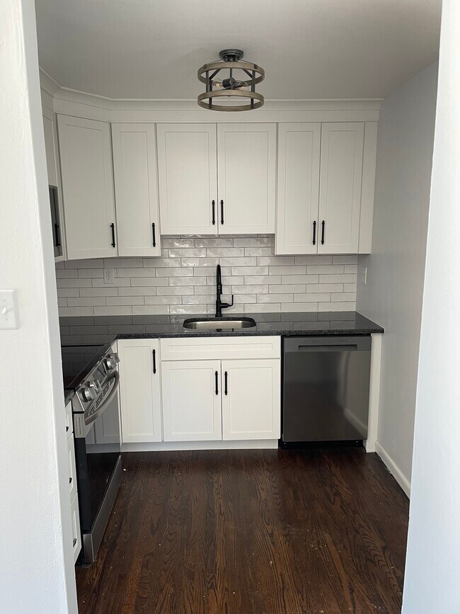 Foto del edificio - 830 Garrett Ln