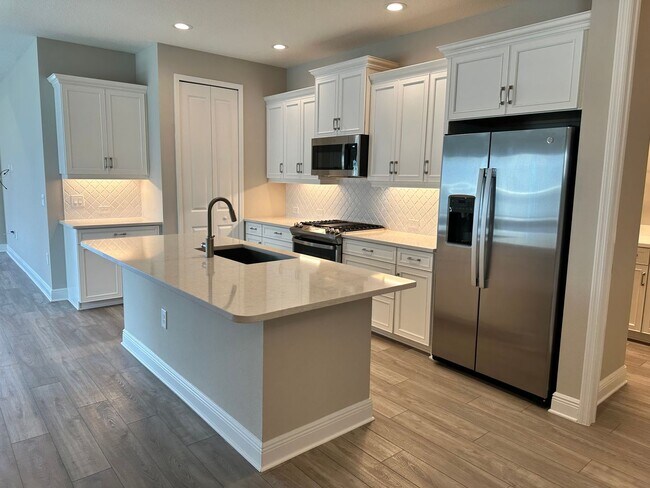 Building Photo - Brand New 3 Bedroom 2 Bath 1 Office/den Wi...