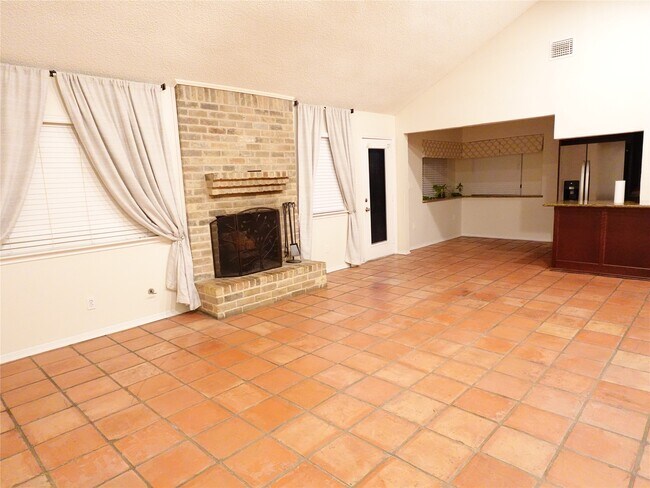 Foto del edificio - 6215 Pinole Forest Dr