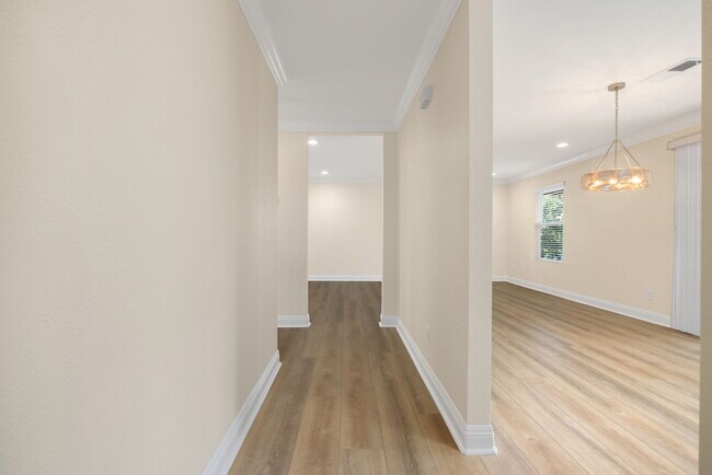 Foto del edificio - 221 N High St