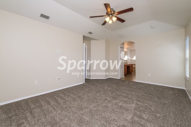 Building Photo - 4053 Huntingdale Court