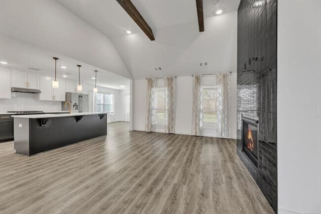 Foto del edificio - Stunning 4 Bed 3 Bath Broken Arrow Gem